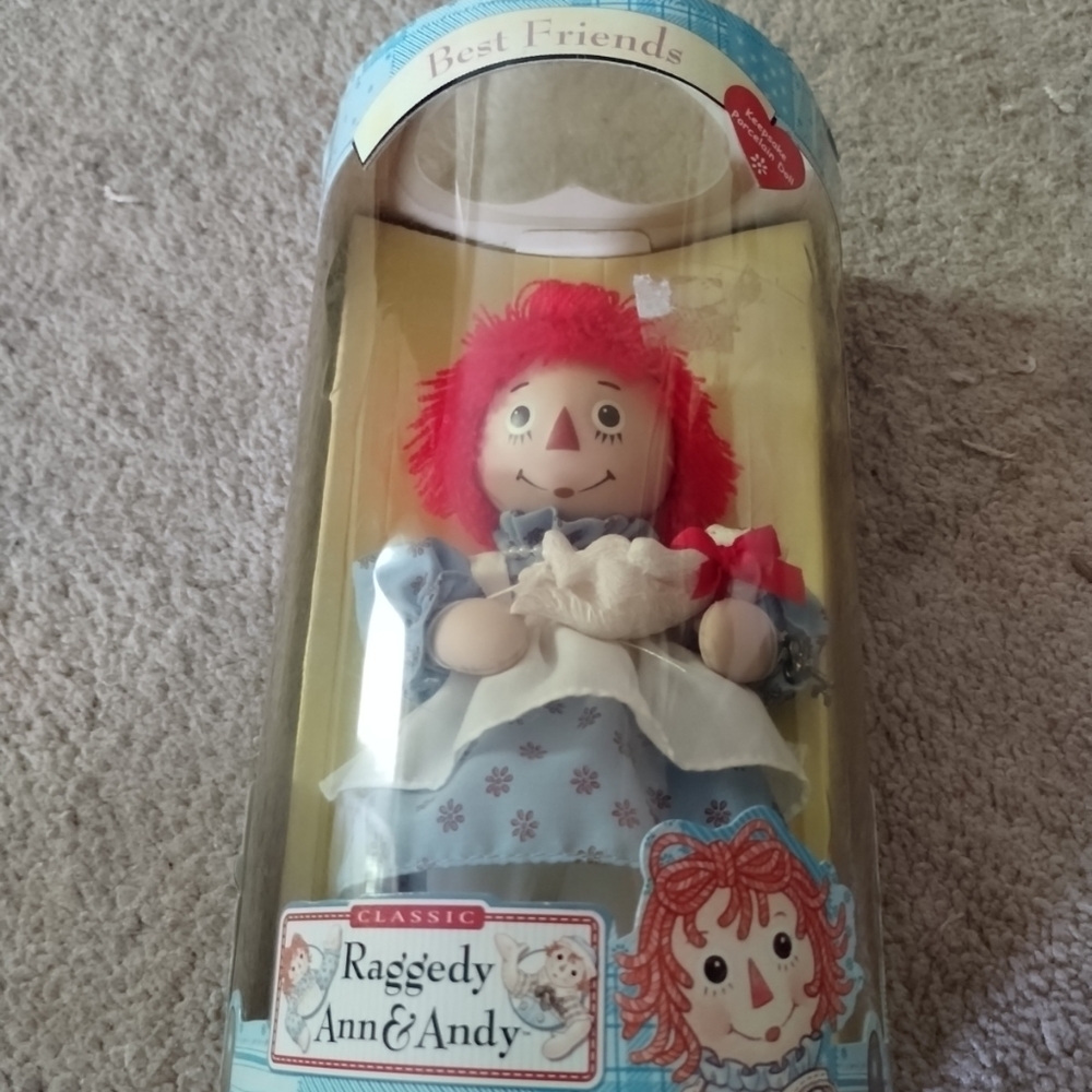 Brass Key Raggedy Ann Porcelain Keepsake Doll "Best Friends "